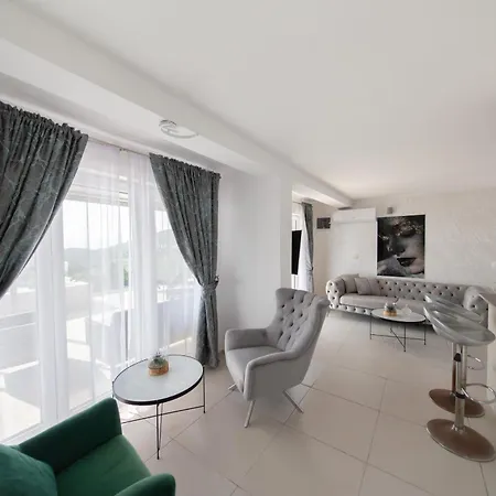 Villa Hacienda Budva